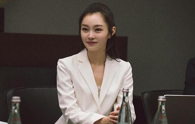 宋轶否认整容 ,出道16年10部作品,狐系美人的颜值真的变了吗(组图) - 25