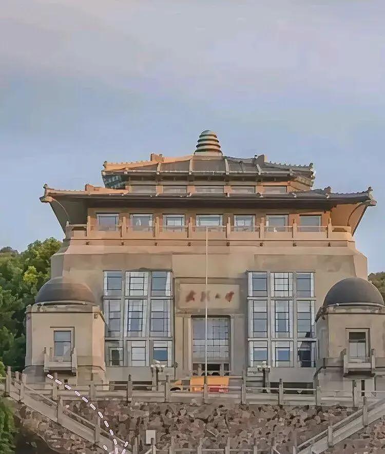 一句“滚出湖北”，新华社撕掉武大遮羞布！是谁在袒护杨景媛？（组图） - 6