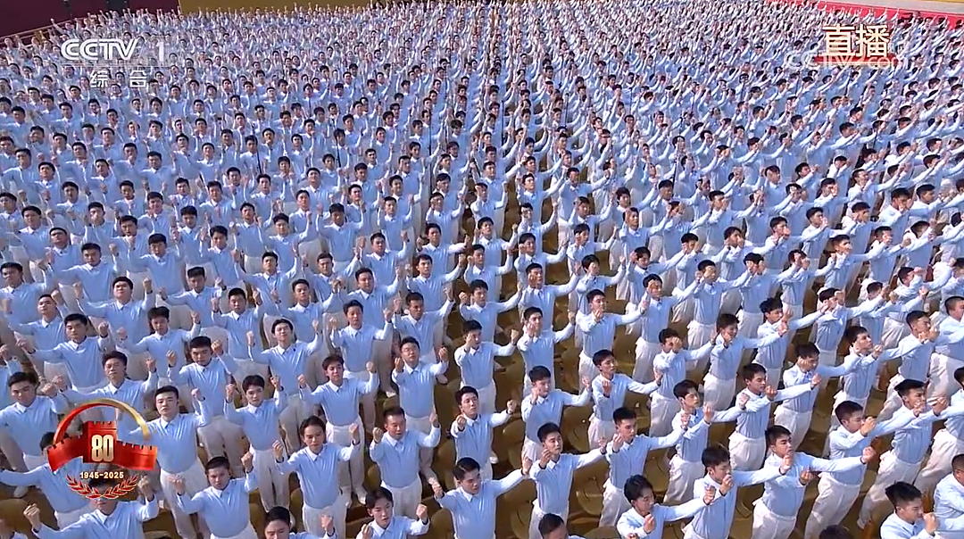 九三阅兵全程回顾!过于先进武器“科幻”,威震全球(组图) - 7