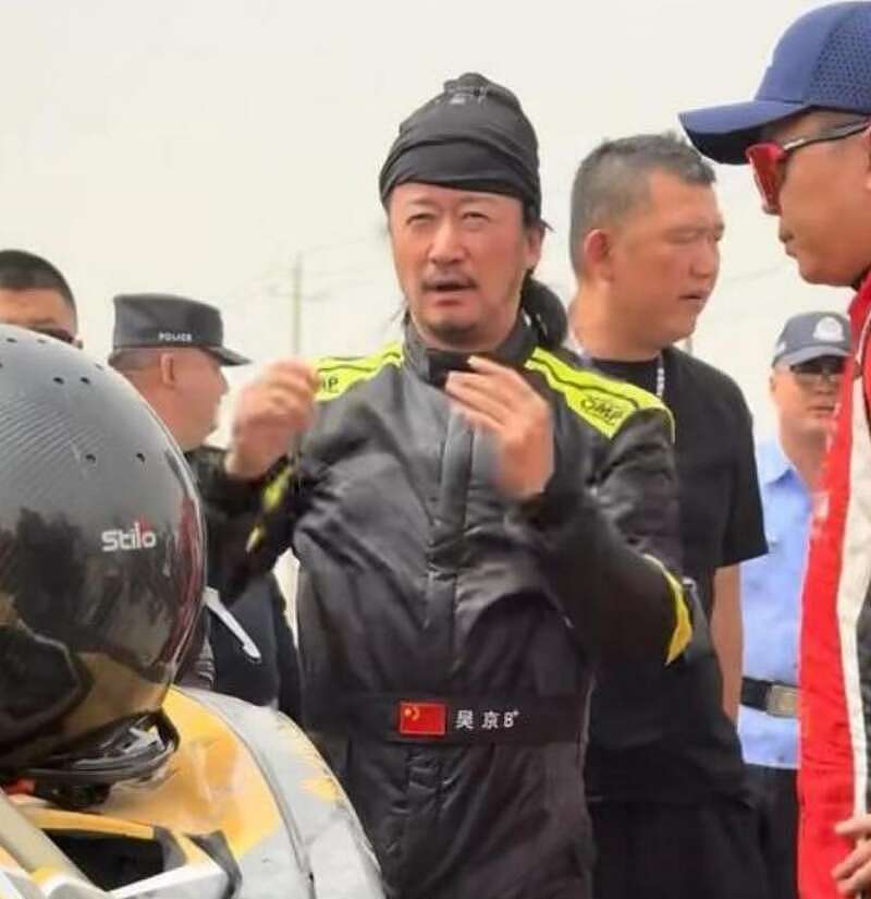 “伪爱国”风波2年，51岁吴京走上了一条下坡路（组图） - 14