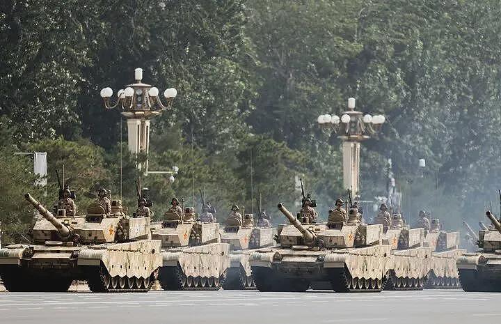陆媒：九三阅兵，新一代武器装备震撼亮相（组图） - 1