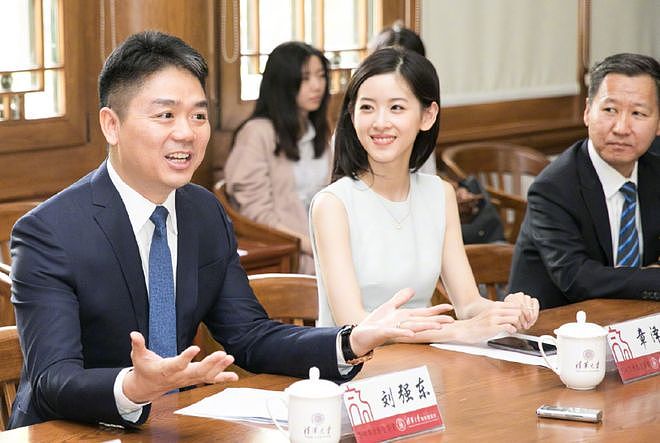 31岁章泽天国外发打网球素颜照，网友评价：年轻，漂亮，还有脑子（组图） - 20