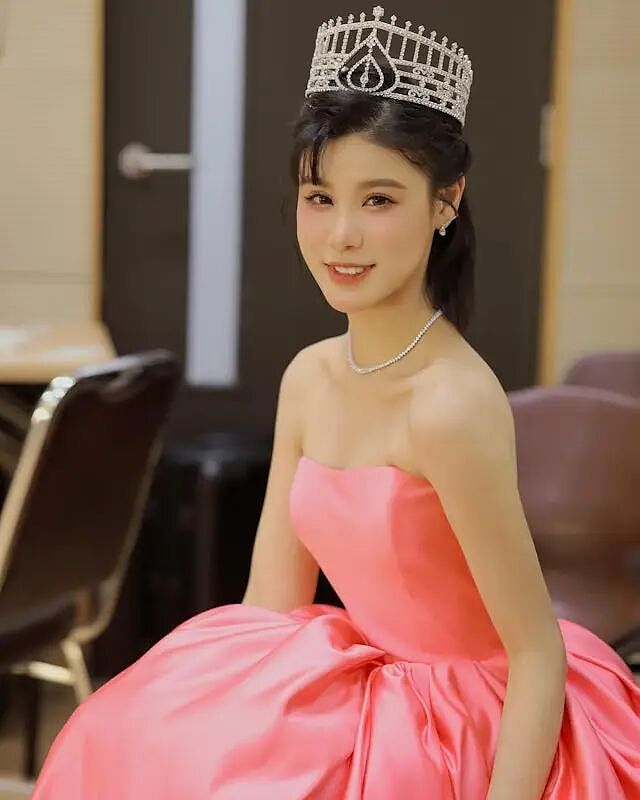 惊现歪鼻！25岁TVB小花回应整容传闻，称只是妆容不同，极速上位惹剧迷不满（组图） - 7