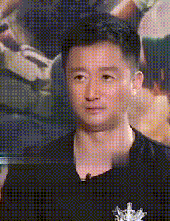 吴京的境况折射多少演员的无奈:时代抛弃你时,连招呼都不会打(组图) - 6