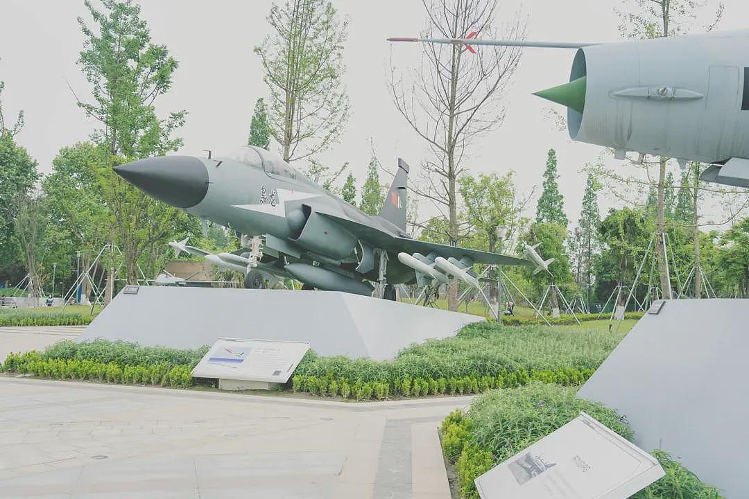 歼-20S亮相背后,成都这个地方有多“硬核”(组图) - 3