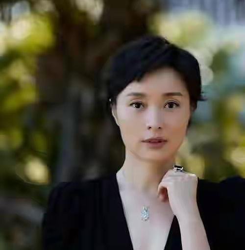 分手15年,一别两宽,吴越对陈建斌绝口不提,如今才知她赢在哪儿(组图) - 9