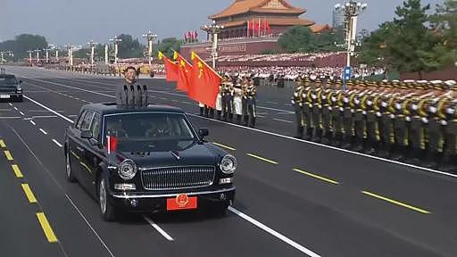 中国93阅兵解析：新武器亮相、将领变动及习近平朋友圈三大看点（组图） - 1