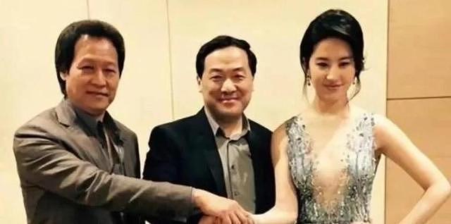 全网等着看笑话，离开了陈金飞，杨采钰还能这么有底气吗？（组图） - 4