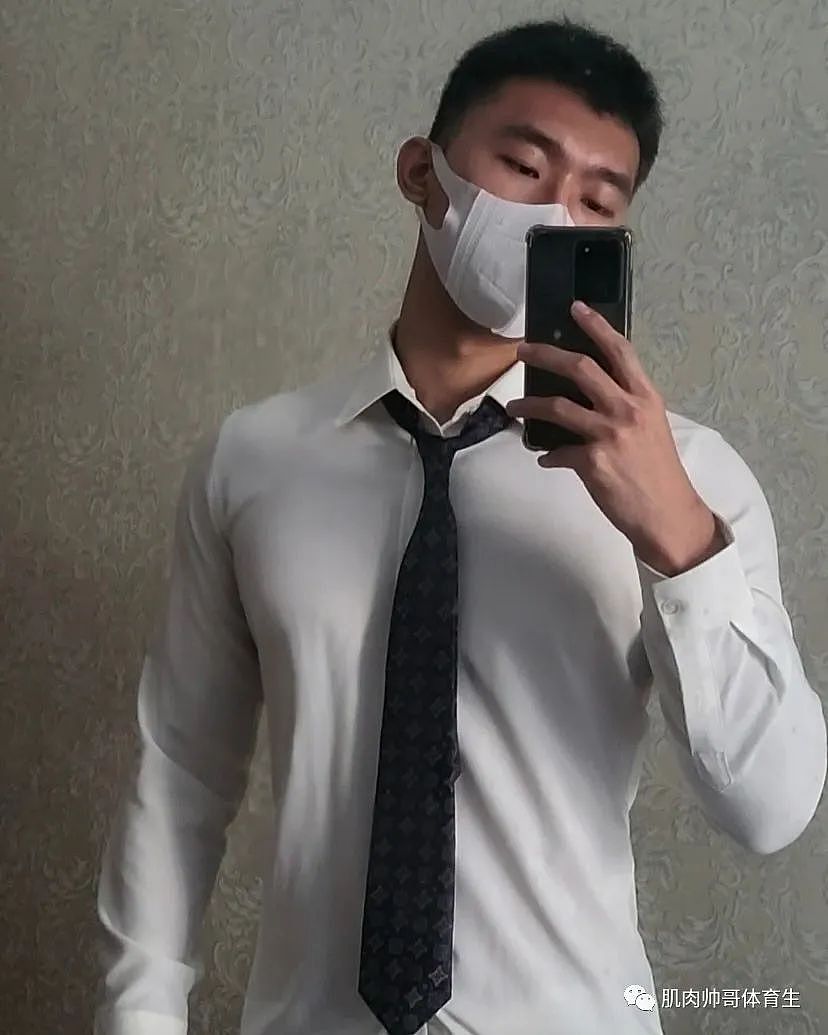【帅哥】地表最强健身房肌肉男，黑皮大男孩，痞帅大胸肌（组图） - 4