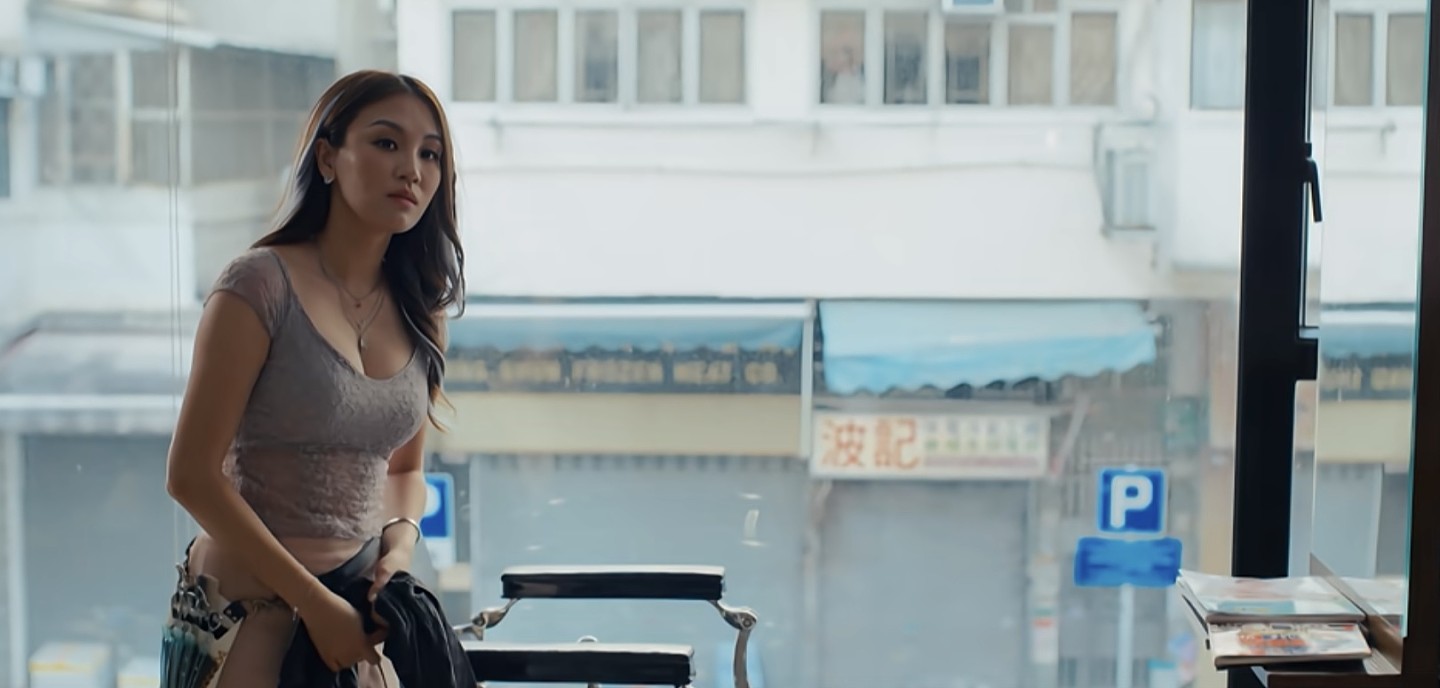 TVB离巢小花新剧引期待！挑战性感深v造型，对手演员自曝不敢直视（组图） - 4