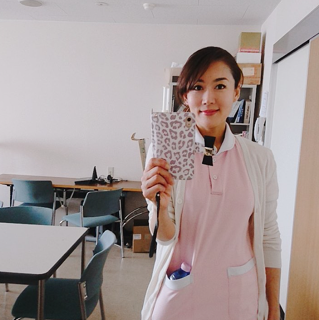 【美女】52岁“日本名媛”像20岁妙龄少女，D罩杯+小蛮腰，身材真绝（组图） - 6