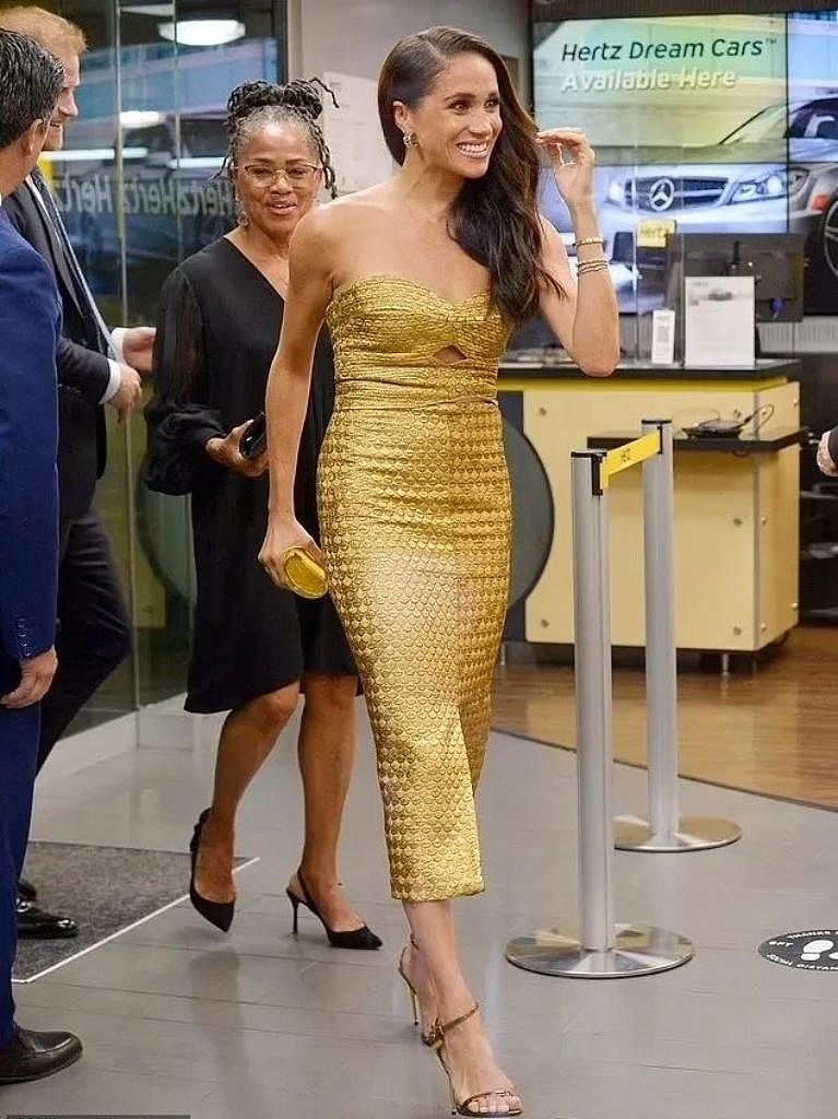 梅根恐惧成真?哈里面临生死抉择,宁弃妻儿返英,英媒曝梅根“死亡禁令”,戴安娜式悲剧恐再现(组图) - 9