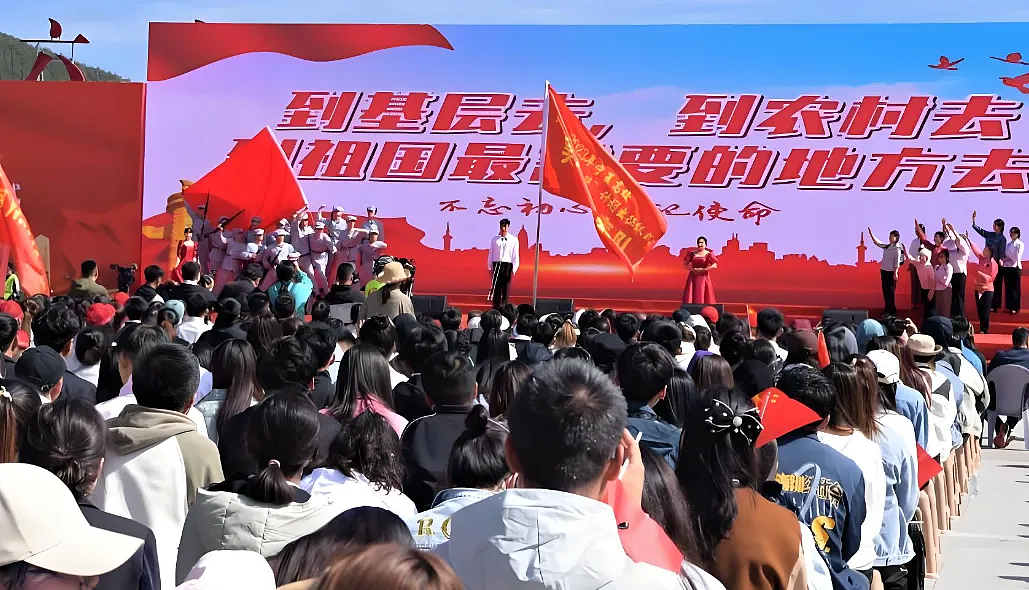 985毕业的年轻人,在西部县城考公“上岸”(组图) - 14