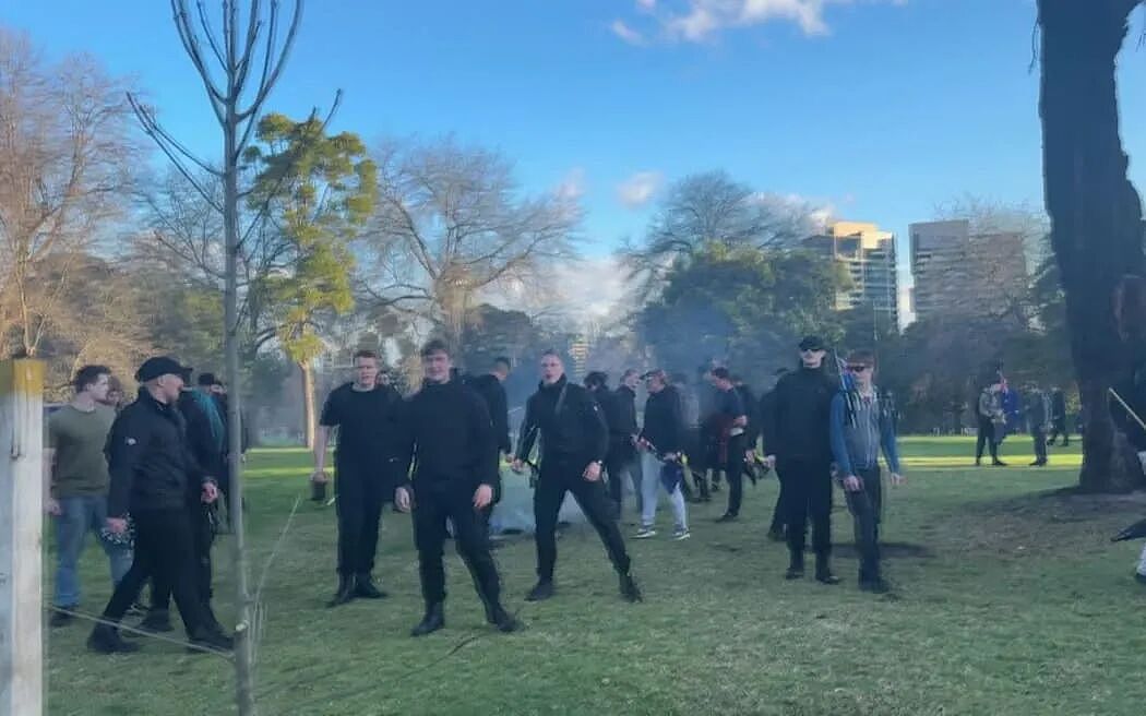 愤怒!超10万澳洲人请愿要把他驱逐!“令人作呕”新西兰明确表示“不愿接收”(组图) - 5