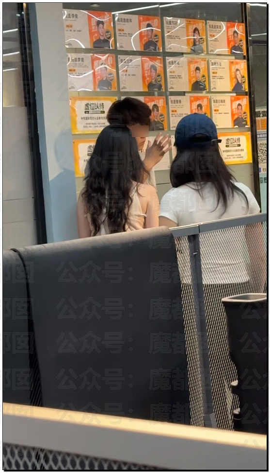 震撼!健身教练睡4个女会员败露被2个美女上门抽耳光砸头(组图) - 15