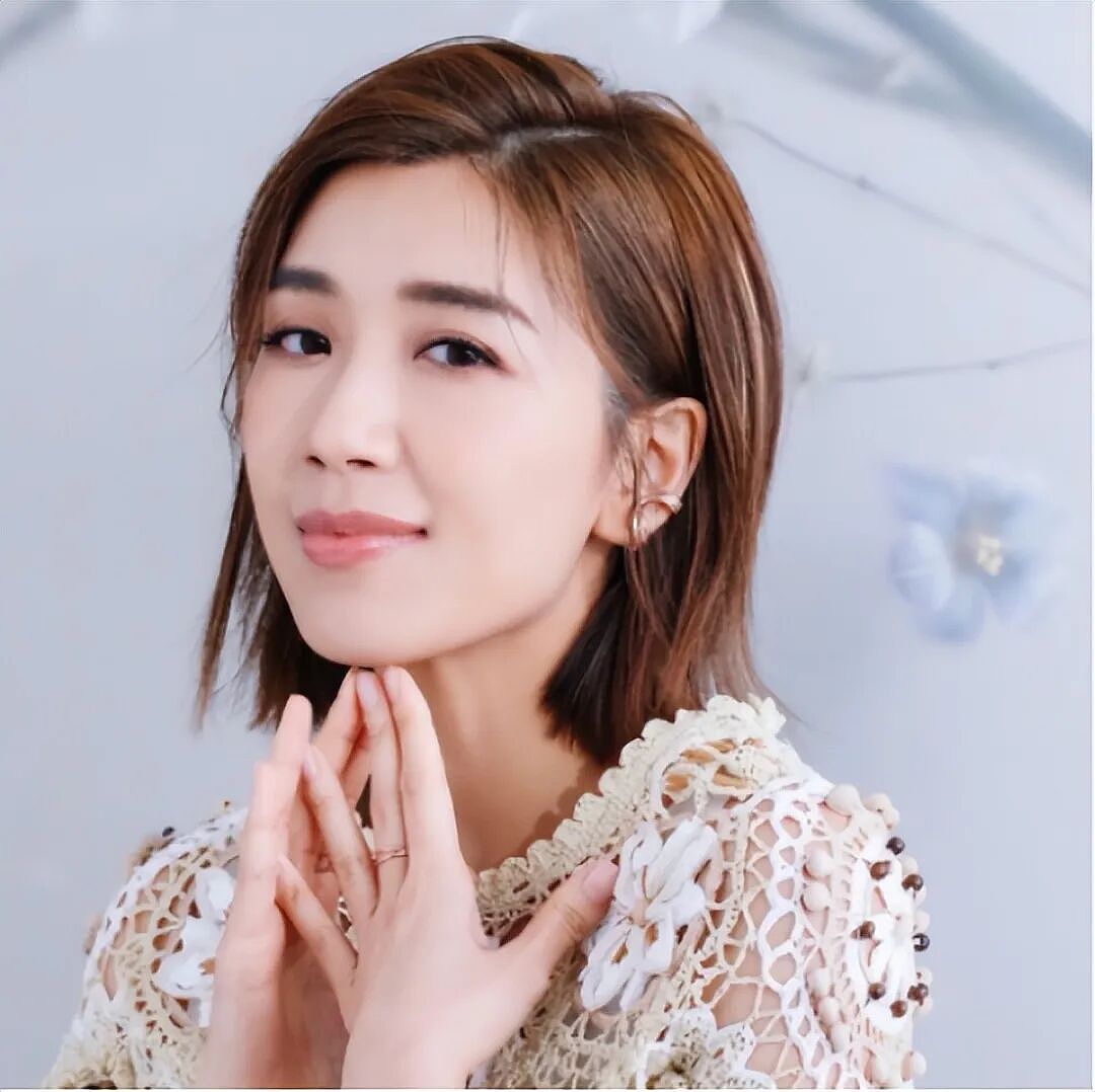 TVB前花旦婚后大解放真空上阵，大秀完美身材，为上镜好看狂减肥（组图） - 9