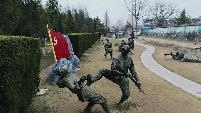 阅兵出现重大失误?导弹挂反、字打错,央视曝真相,涉及82名英烈(组图) - 16