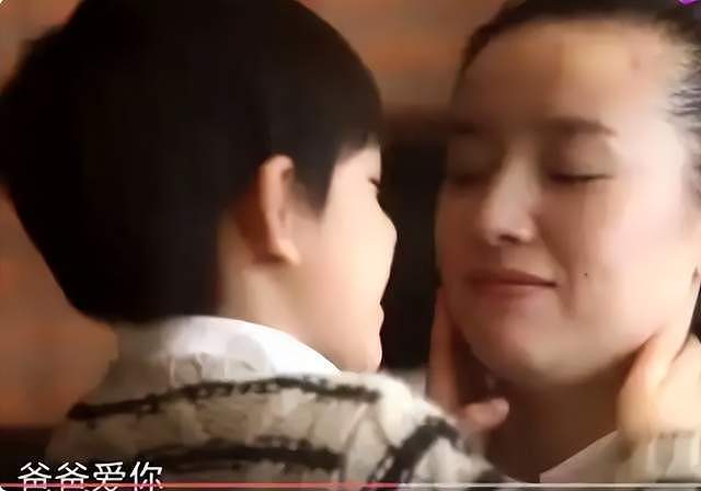 被畸形母爱毁掉的星二代：拍婚纱照，同床15年，把儿子当“丈夫”（组图） - 13