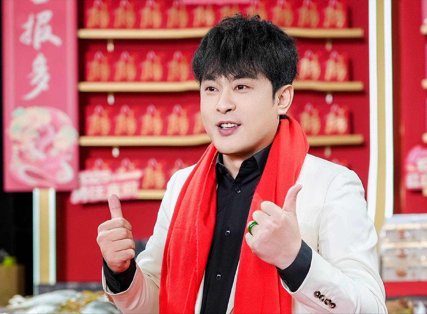 曝网红辛巴被带走调查!面临多项严重指控,本人被曝跑路到香港(组图) - 1
