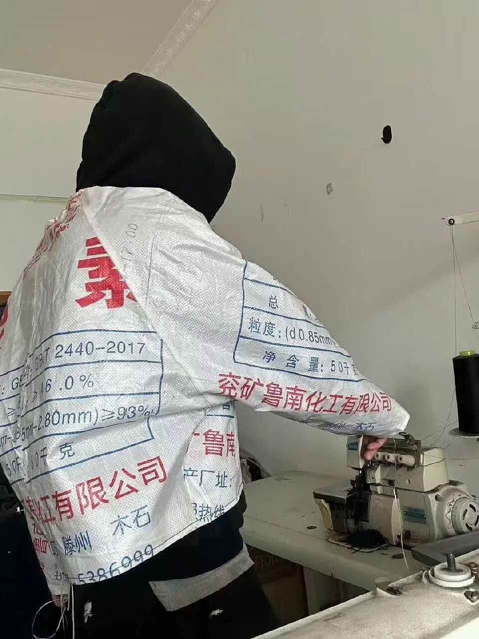 【爆笑】“第一次见女友父母预算200可以买啥?” 哈哈哈哈哈哈被网友支招笑尿了(组图) - 56