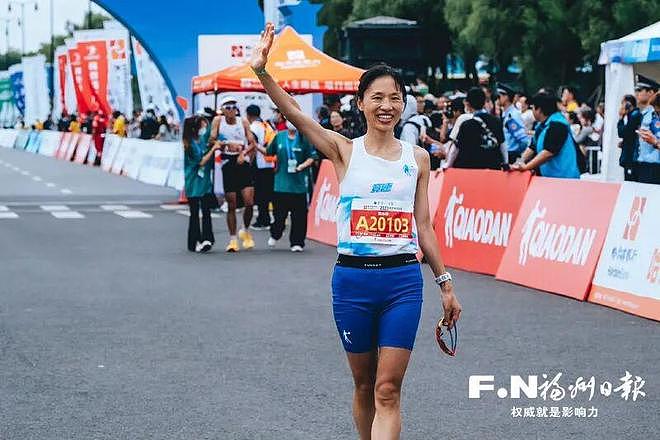 医院：“最快女护士”未被解聘，仍是全科医学科主管护师（组图） - 3