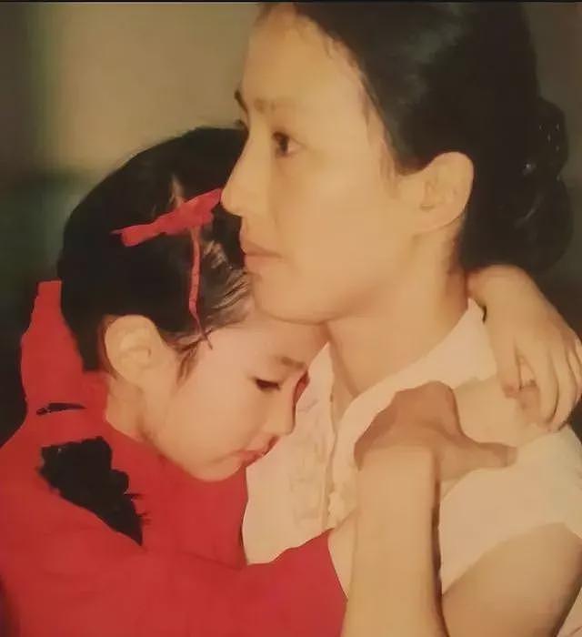 刘亦菲担心的事发生了！力压宋佳、杨幂占C，暴露内娱“畸形”？（组图） - 19