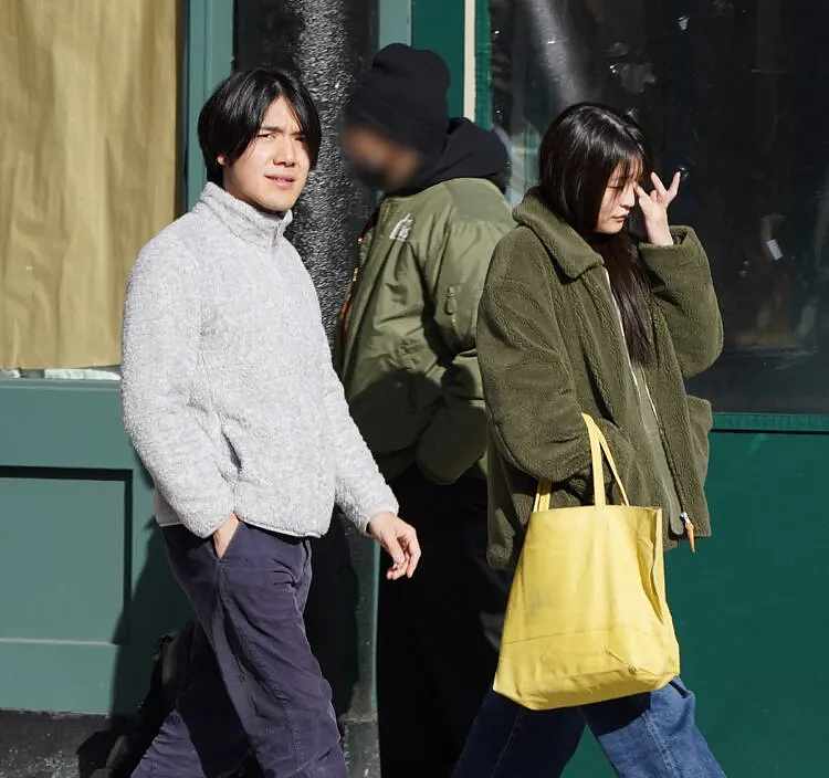 19岁日本“未来天皇”大办成人礼！一反常态不再“傻楞楞”仍遭民众批：我们要女天皇不要妈宝耀祖！（组图） - 17