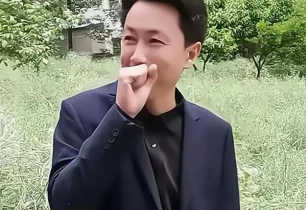 42岁离异妇女发征婚视频迷倒全网老头,视频和内容被扒长相就这(组图) - 9