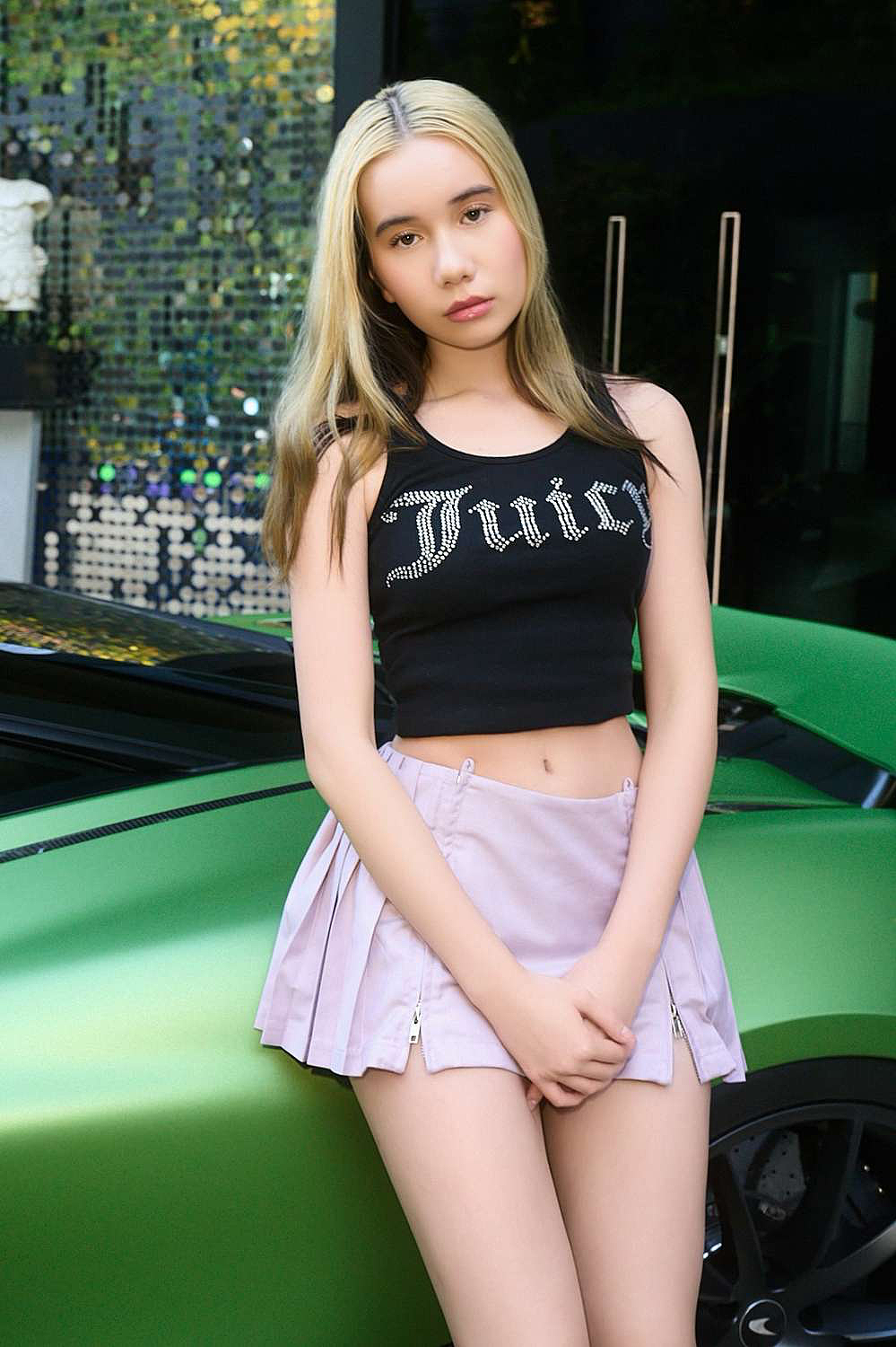 18岁华裔网红开通成人平台OnlyFans，两周狂赚$1500万！（组图） - 4