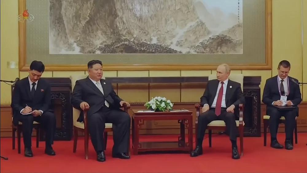 朝鲜播出金正恩访华纪录片，公开大量细节（组图） - 13