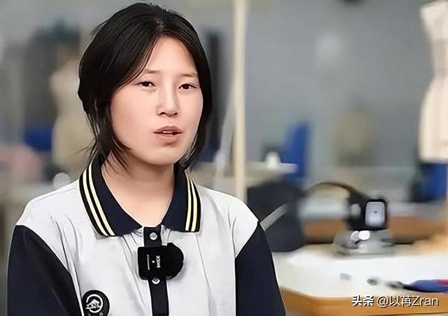 新学期到了,姜萍和家人现状被曝(组图) - 15