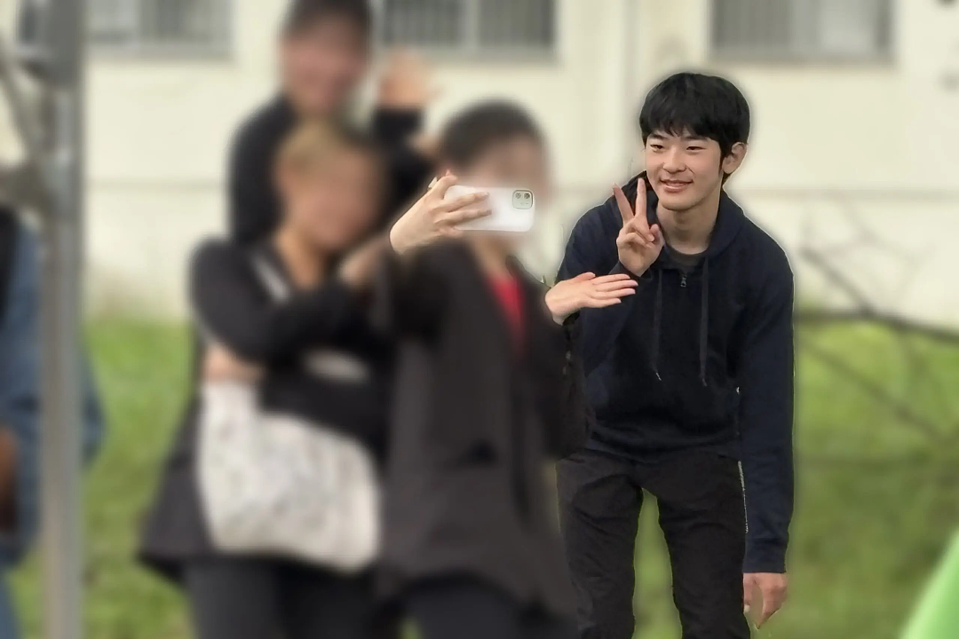 19岁日本“未来天皇”大办成人礼！一反常态不再“傻楞楞”仍遭民众批：我们要女天皇不要妈宝耀祖！（组图） - 12