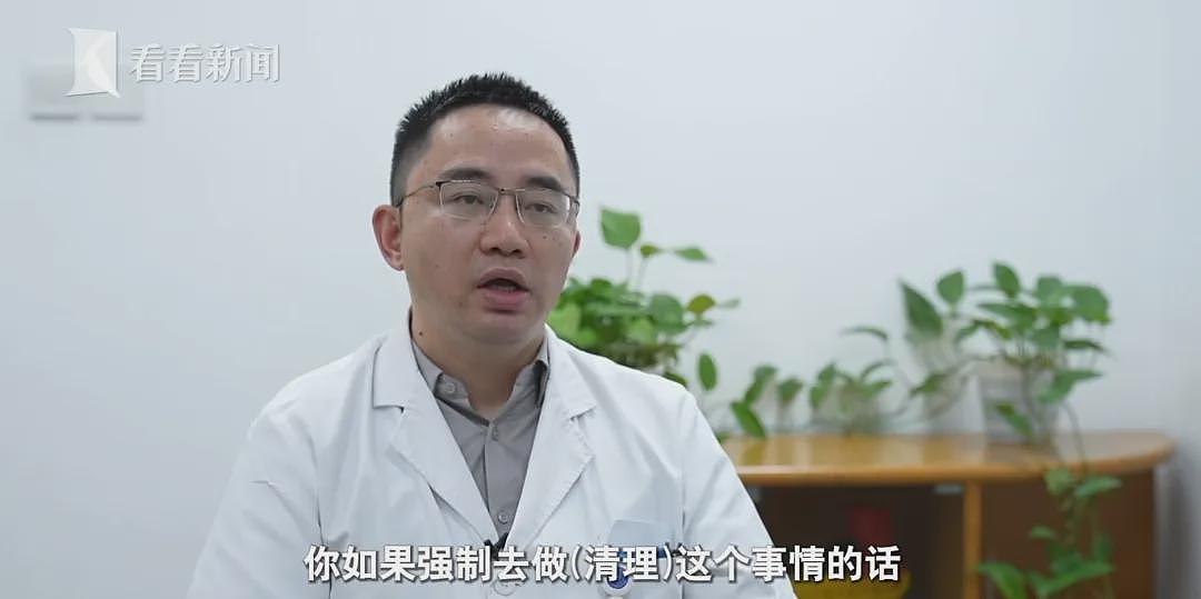 家里清出30吨！男子彻底崩溃：老妈有3套房，越堆越多！开门瞬间涌出……（组图） - 22