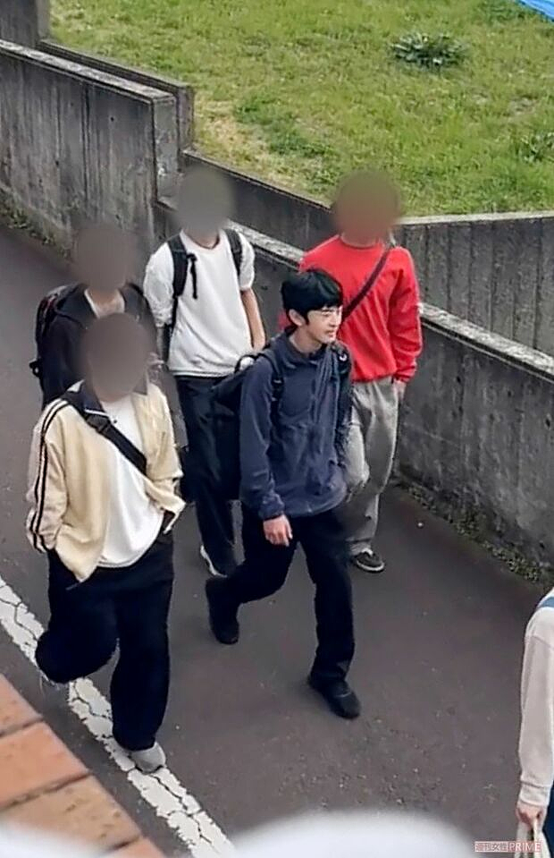 19岁日本“未来天皇”大办成人礼！一反常态不再“傻楞楞”仍遭民众批：我们要女天皇不要妈宝耀祖！（组图） - 28