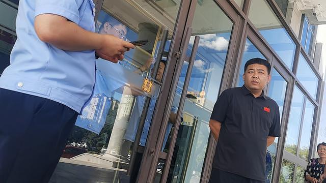 盲人企业家称多次帮政府垫资超千万,结果自己企业破产(组图) - 7
