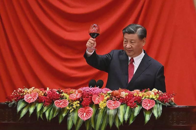曾与习近平共进晚餐，他曝人民大会堂3小时经历（组图） - 1