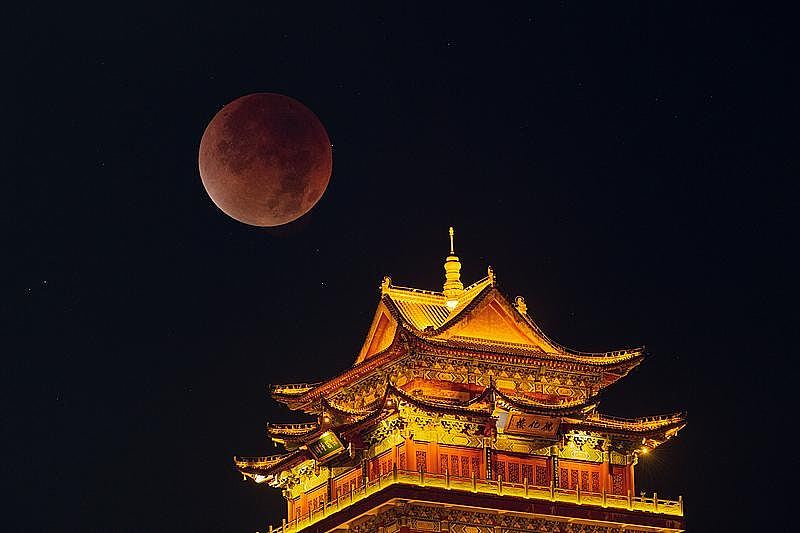 月全食遇上塔巴台风，香港遗憾错过！多图重温最精彩“血月”时刻（组图） - 6