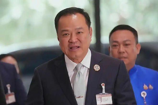 比泰剧精彩！泰国新华裔总理阿努廷43亿身家与“霸道总裁”式执政（组图） - 1