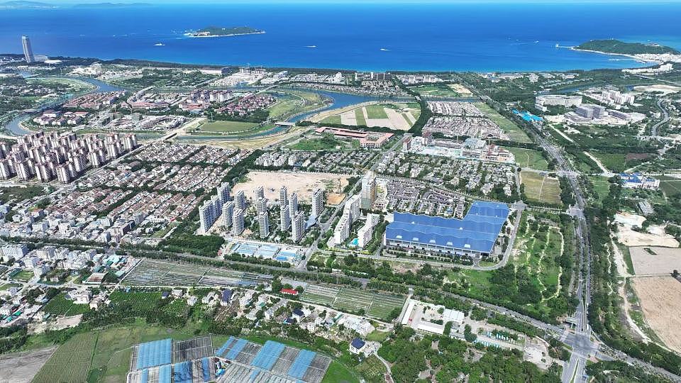 海南自贸港封关百日倒计时，“煤老板”们疯狂买地买酒店，有人提前一年布局（组图） - 4