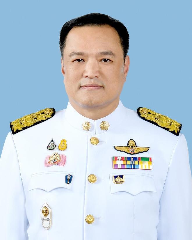 比泰剧精彩！泰国新华裔总理阿努廷43亿身家与“霸道总裁”式执政（组图） - 15