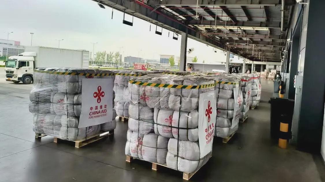 中国两架运-20飞抵阿富汗，载帐篷毛毯等救灾物资（图） - 1
