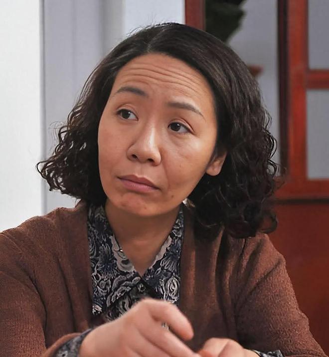 “最丑女星”逆袭百亿富豪！嫁豪门拥酒庄，她凭啥赢到底？（组图） - 2