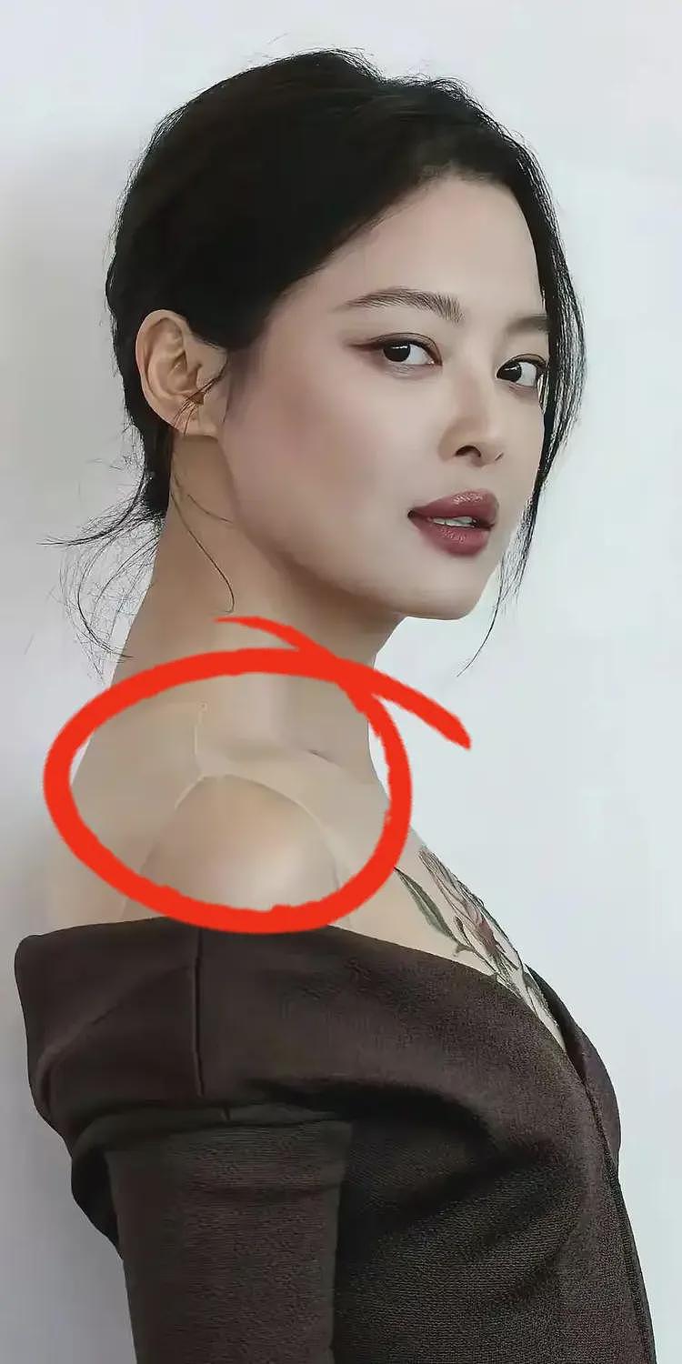 辛芷蕾“纹身”冲上热搜！胸前开出一朵玫瑰很漂亮，评论区炸锅了（组图） - 6