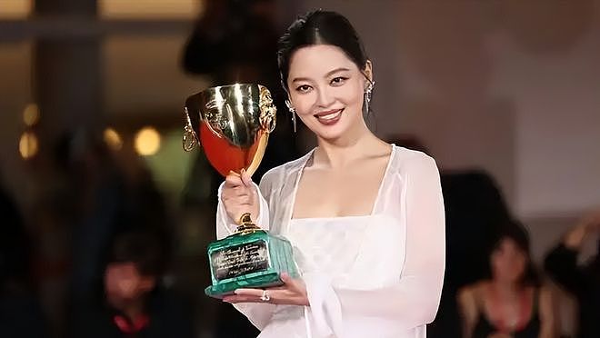 演都不演了！辛芷蕾获得影后还不到2天，让人恶心的事就发生了（组图） - 1
