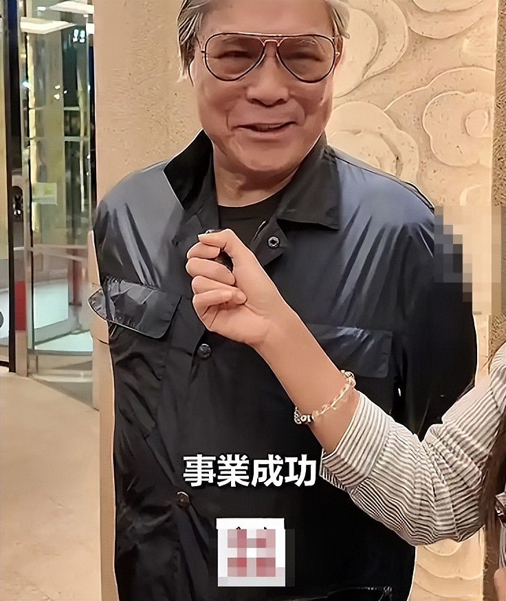 霍震霆谈对霍中曦希望，四字寄语内涵深远，反观李嘉诚已没有资格（组图） - 7