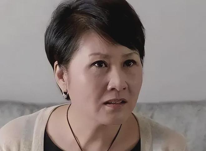 63岁张凯丽也没想到，因阅兵上的一个举动，她的口碑“彻底逆转”（组图） - 7