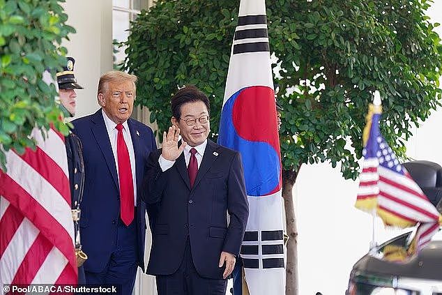 300名韩国公民在美国遭逮捕，还被戴了镣铐，韩国外长本周赴华府处理（组图） - 5