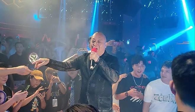 港圈男神，在线谢谢榜一大哥（组图） - 13