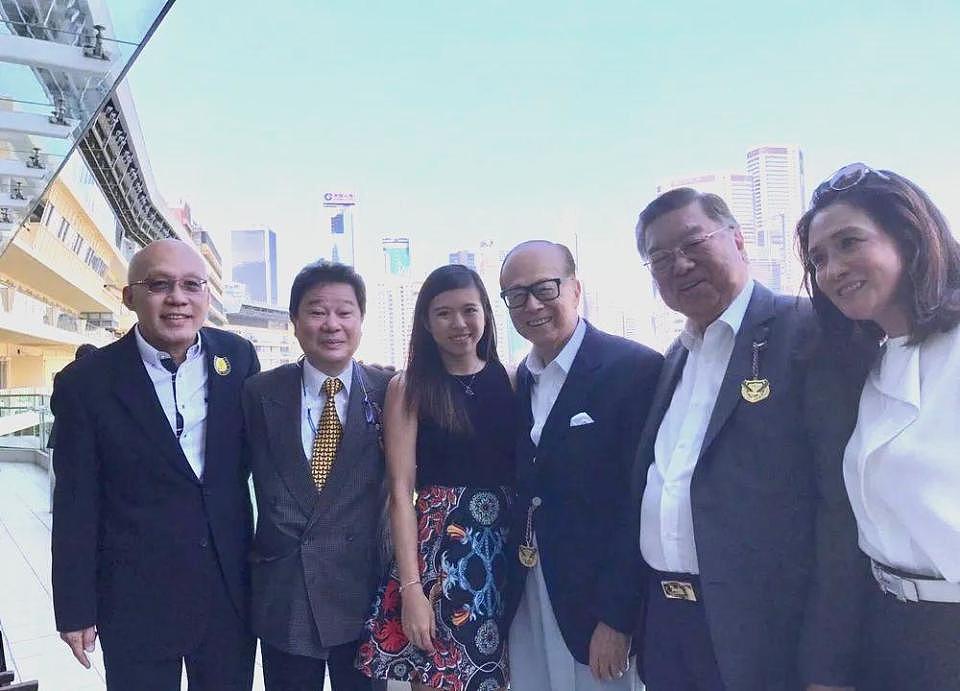 霍震霆谈对霍中曦希望，四字寄语内涵深远，反观李嘉诚已没有资格（组图） - 12