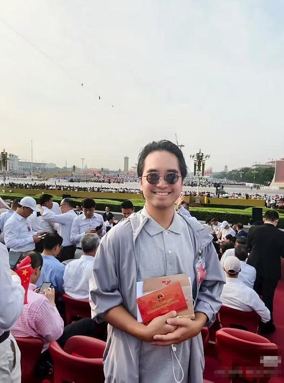 霍震霆谈对霍中曦希望，四字寄语内涵深远，反观李嘉诚已没有资格（组图） - 1